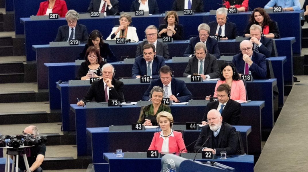 Η Κομισιόν καταγγέλλει τη Ρωσία για παραπληροφόρηση στο θέμα του κορωνοϊού