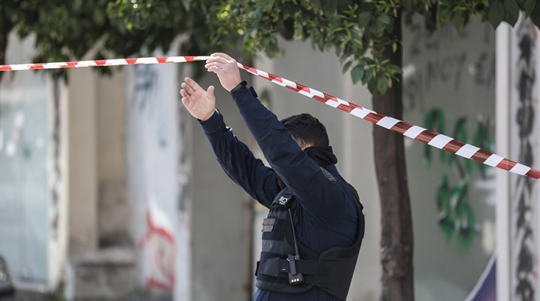 ΕΠΙΧΕΙΡΗΣΗ ΤΗΣ ΑΝΤΙΤΡΟΜΟΚΡΑΤΙΚΗΣ ΣΤΑ ΣΕΠΟΛΙΑ ΚΑΙ ΤΑ ΕΞΑΡΧΕΙΑ