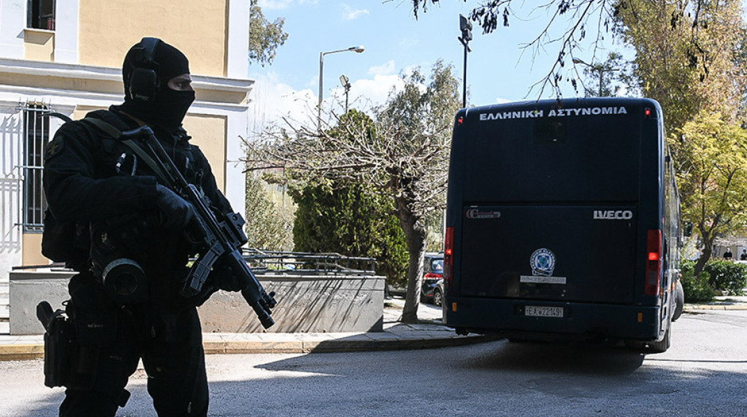 Αντιτρομοκρατική - Απολογία συλληφθέντων σε επιχείρηση σε Σεπόλια και Εξάρχεια