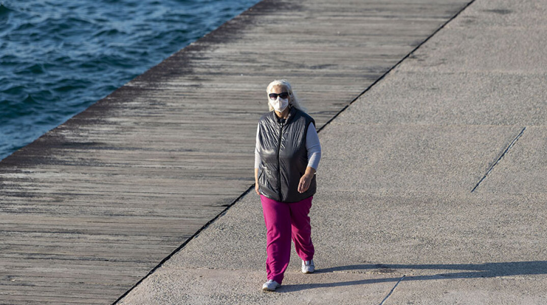 Κορωνοϊός: Ποιοι εξαιρούνται από την απαγόρευση μετακινήσεων