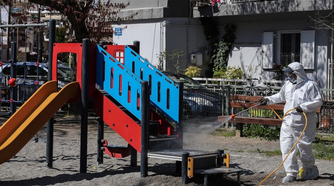 Κορωνοϊός; Κλείσιμο σε όλες τις παιδικές χαρές, πάρκα και μαρίνες της χώρας