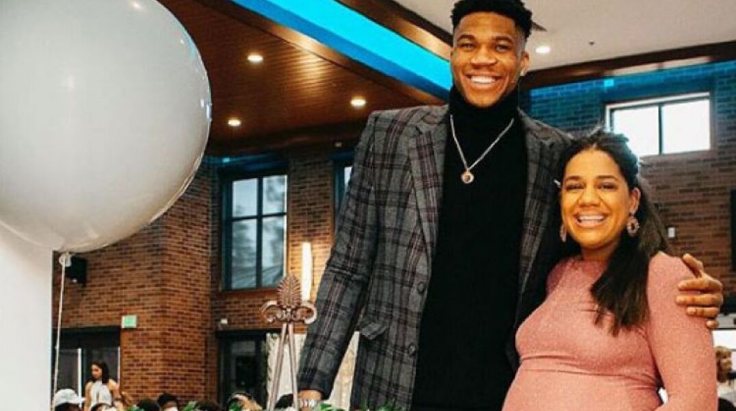 Σε απόγνωση ο Γιάννης από το ασταμάτητο κλάμα του μωρού