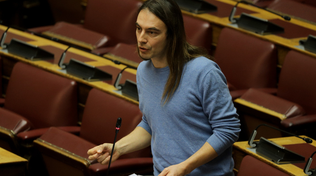 Σάλος με απαράδεκτη ανάρτηση του Κρίτωνα Αρσένη 