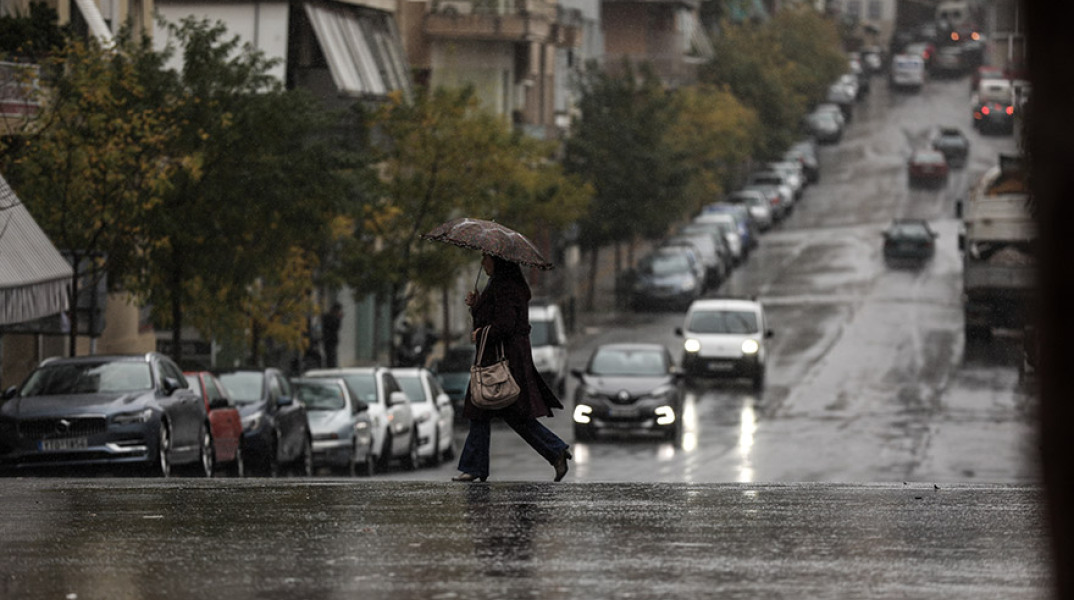 ΑΘΗΝΑ - ΒΡΟΧΗ