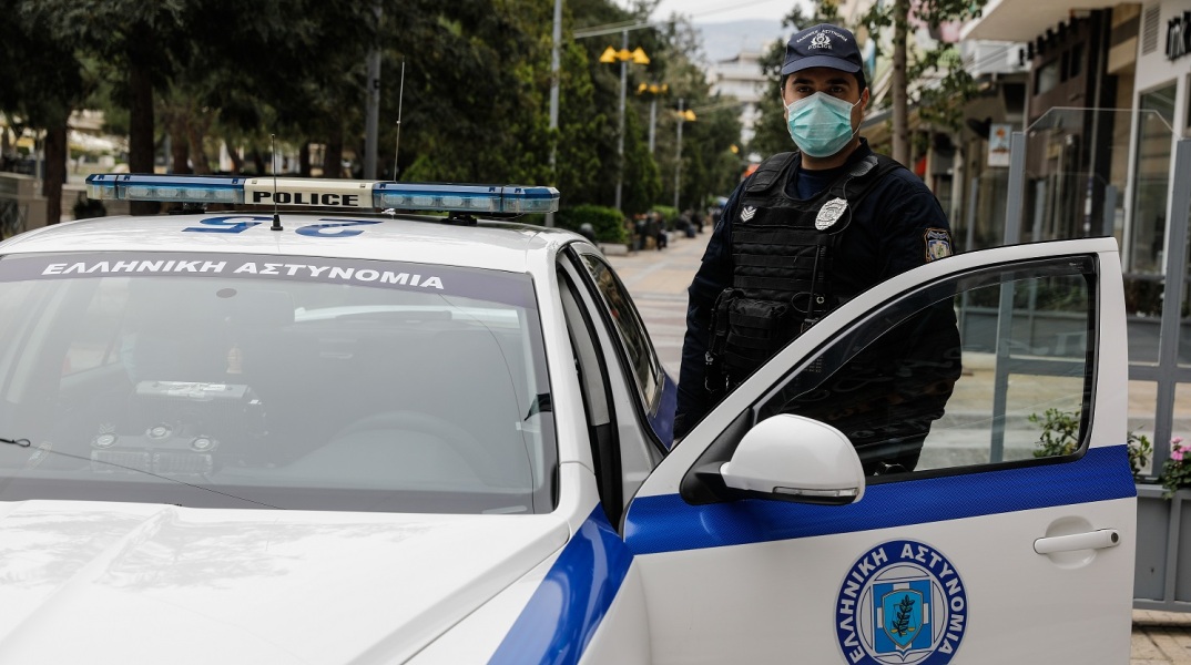 Περιπολικό Ελληνικής Αστυνομίας 