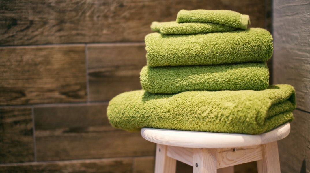 Πόσο συχνά πρέπει να πλένεις τις πετσέτες που χρησιμοποιείς μέσα στο σπίτι