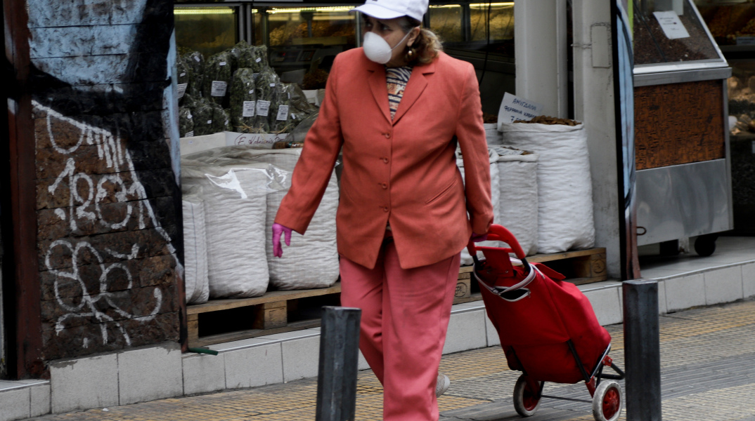 Γραμμή 1110: Για ιατρικές πληροφορίες, ψυχολογική στήριξη, καταγγελίες 