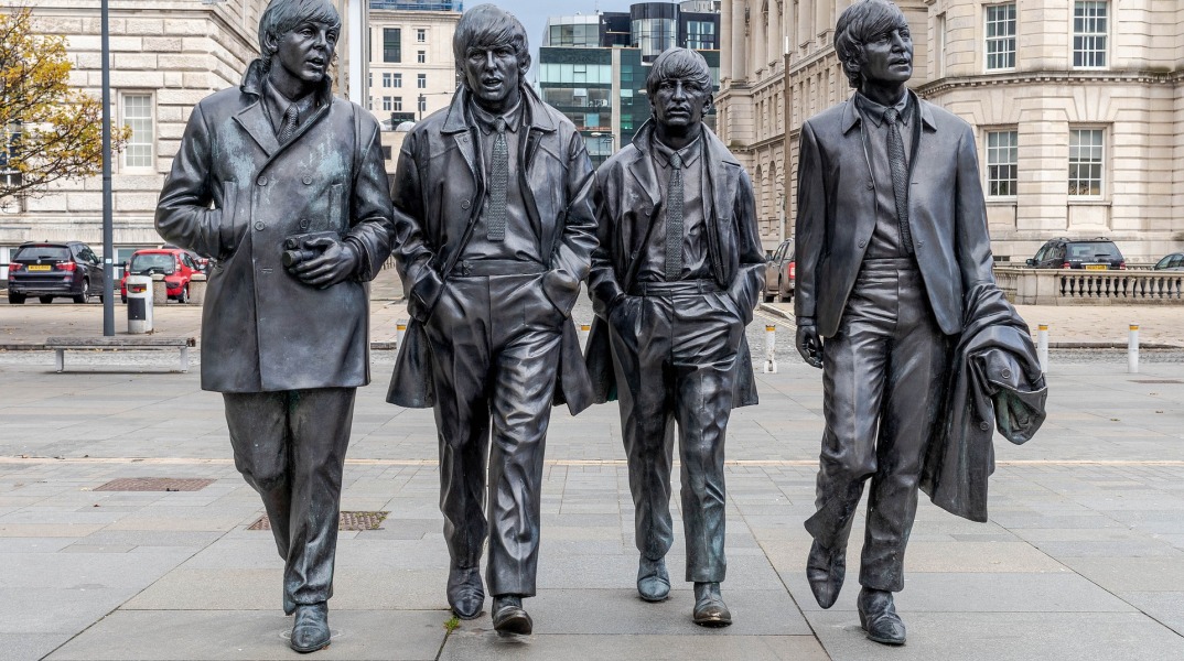 Αγάλαμα των μελών του συγκροτήματος Beatles στο Λίβερπουλ