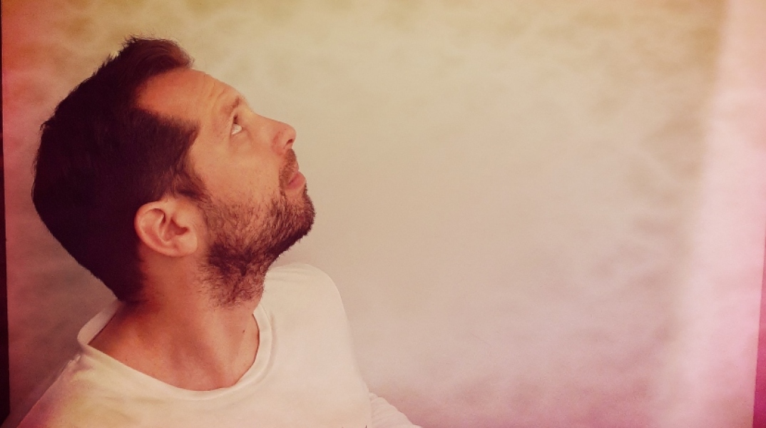 # Μένουμε Σπίτι με την ATHENS VOICE