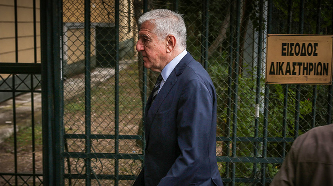 Γιάννος Παπαντωνίου 