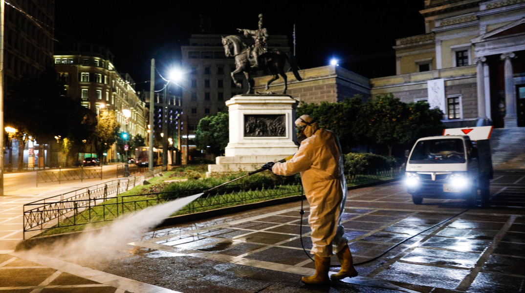 Κορωνοϊός: Πώς λειτουργούν οι υπηρεσίες του Δήμου Αθηναίων 