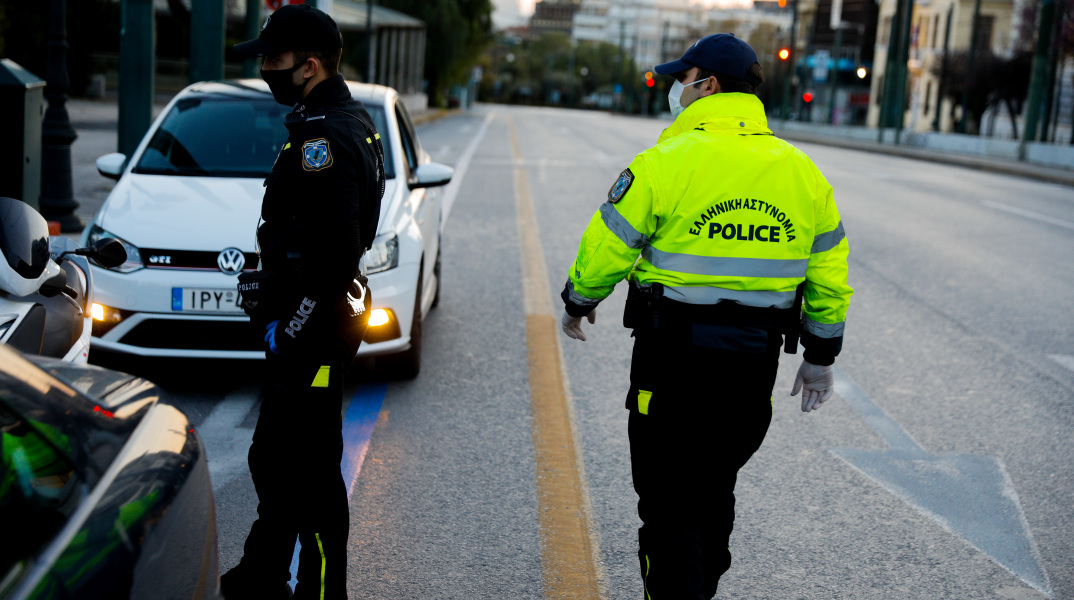 Άλλα 724 πρόστιμα σήμερα για άσκοπες μετακινήσεις
