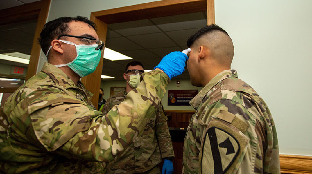 Κορωνοϊός, Στρατός ΗΠΑ