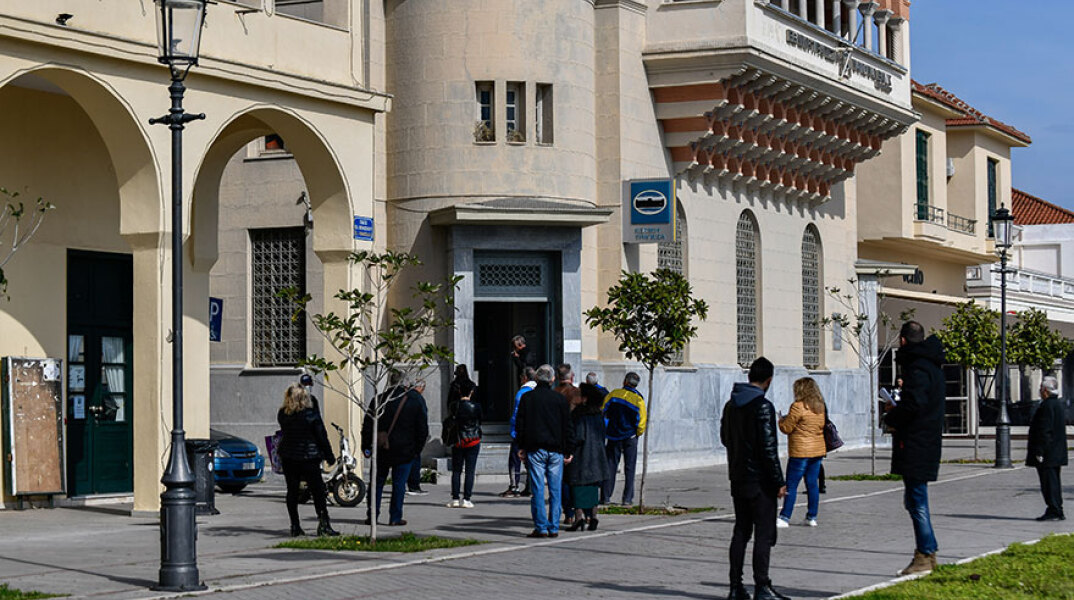 Ουρές στα ταχυδρομεία