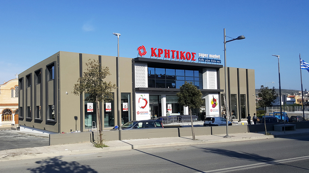 Supermarket Κρητικός: 10,000 μάσκες, χυμοί & νερά στα νοσοκομεία