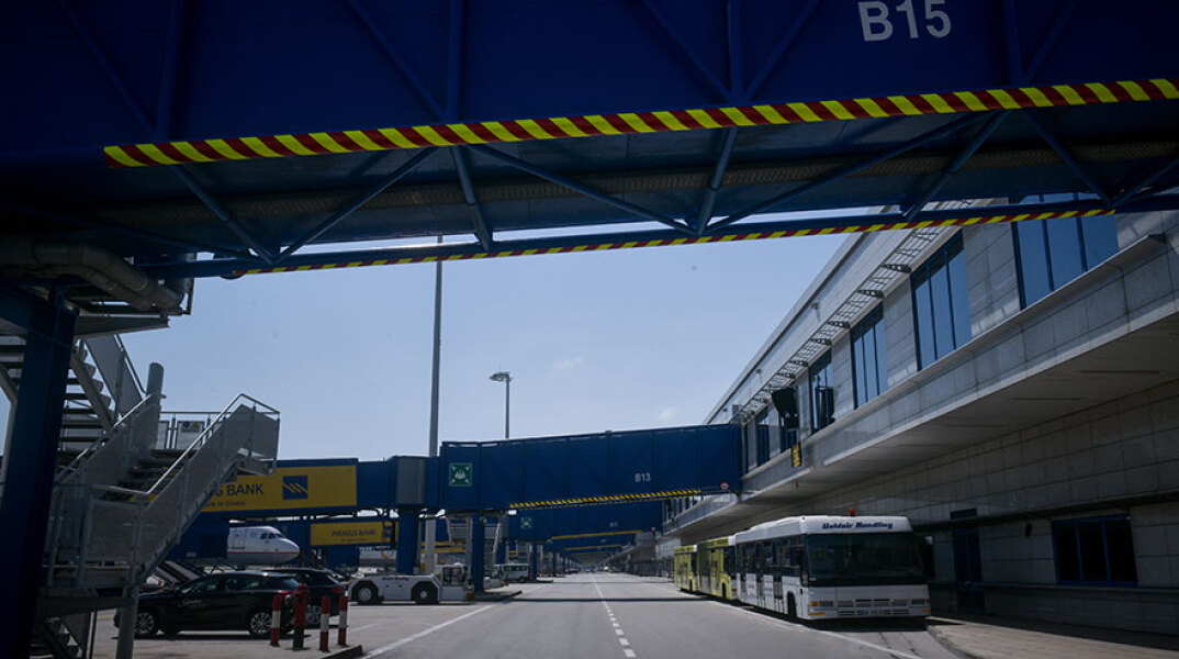Αεροδρόμιο «Ελευθέριος Βενιζέλος»: Κάθετη πτώση 61,3% στην επιβατική κίνηση τον Μάρτιο λόγω κορωνοϊού