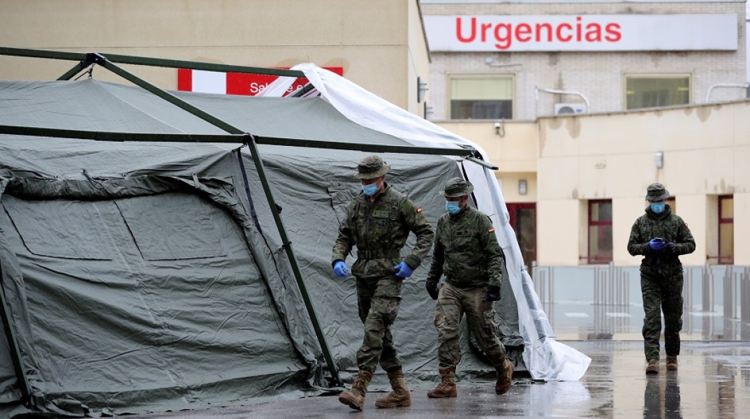 Κορωνοϊός: Η καταλονία τελικά δέχτηκε τη βοήθεια του ισπανικού στρατού