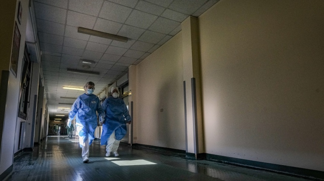 Πρώτος θάνατος από κορωνοϊό στη Λετονία