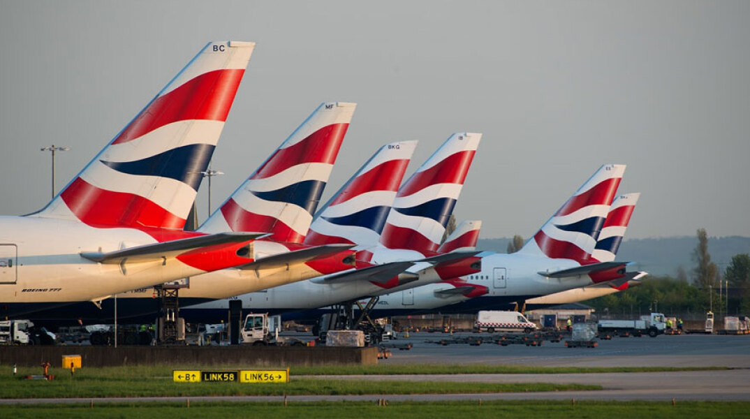 Καθηλωμένα τα αεροπλάνα στη Μεγάλη Βρετανία λόγω κορωνοϊού