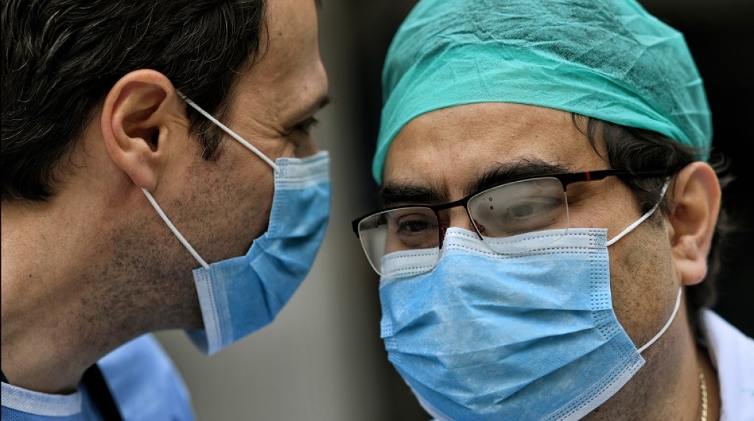 Τέλος η πώληση μασκών στην Τουρκία