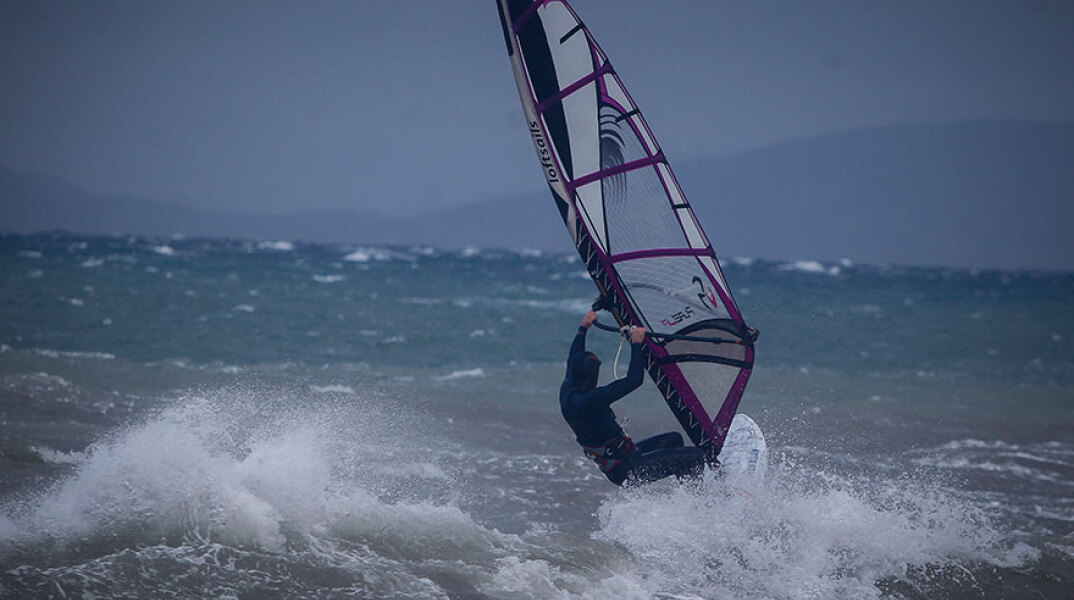 Θυελλώδεις άνεμοι