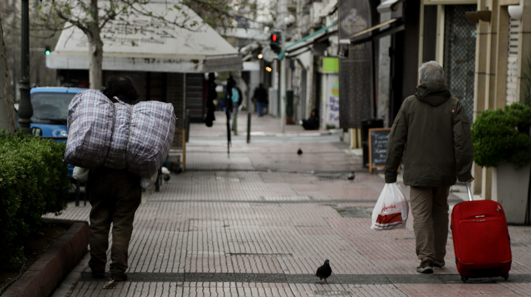 ΟΗΕ: 1,25 δισ. άνθρωποι κινδυνεύουν με απόλυση ή με μείωση μισθού 
