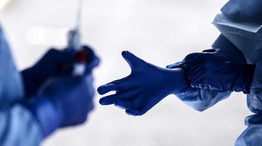 Μειώθηκαν τα κρούσματα και οι θάνατοι στην Ιταλία