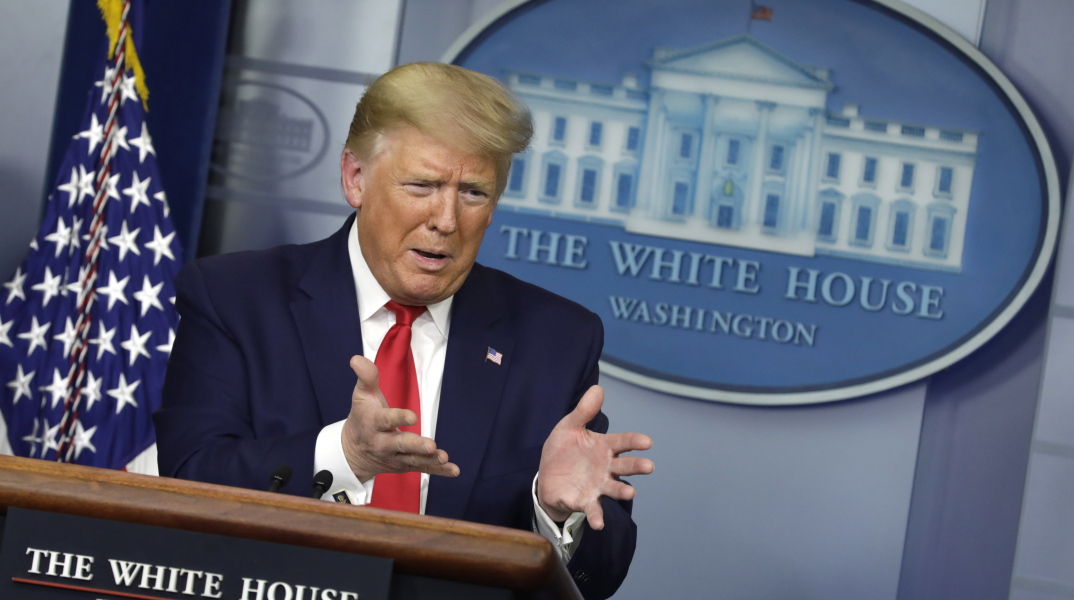 Με τον Παγκόσμιο Οργανισμό Υγείας τα έβαλε ο Τραμπ 