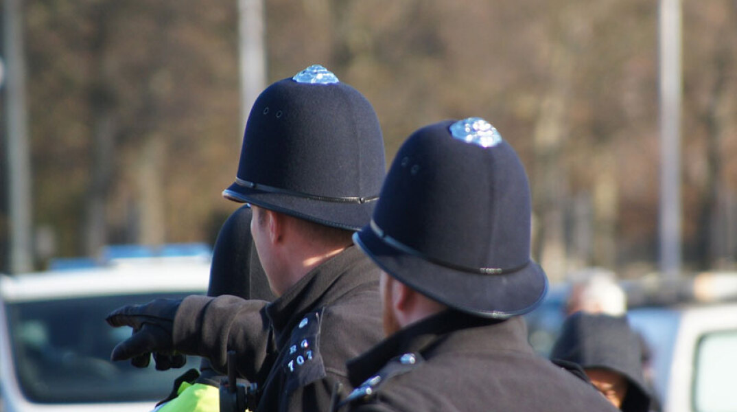 Μεγάλη Βρετανία - Κορωνοϊός: Τρεις μήνες φυλακή επειδή έκλεψε τρεις μάσκες από νοσοκομείο