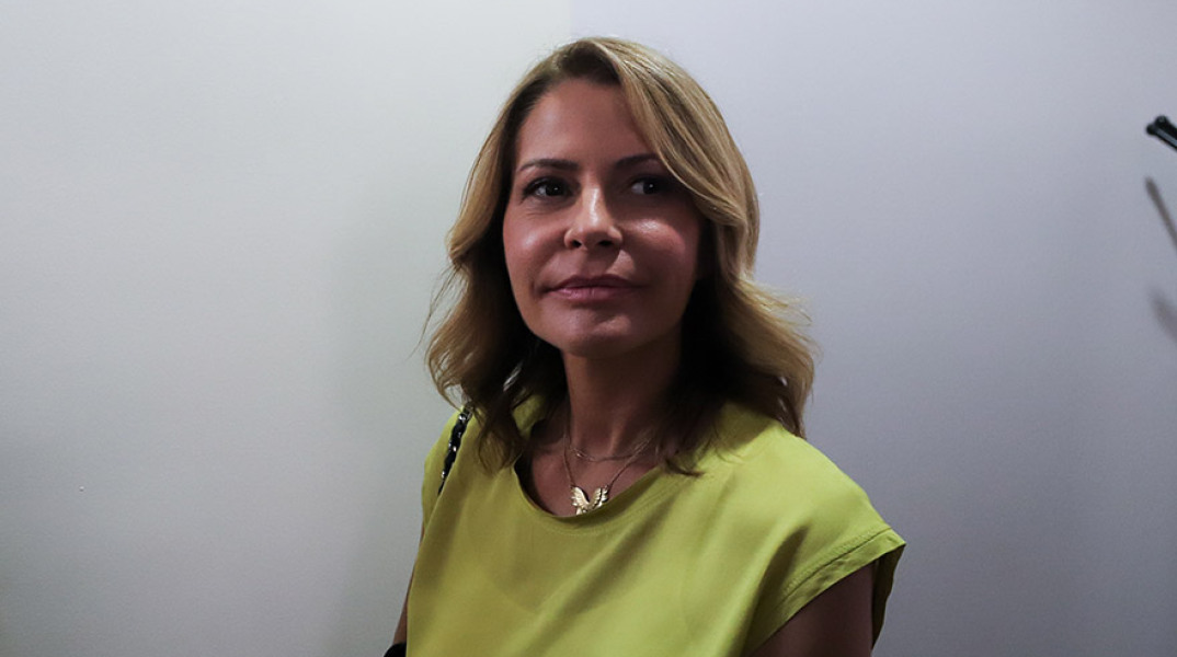 Τζένη Μπαλατσινού 