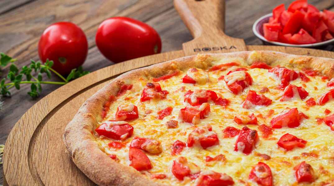 Η L' Artigiano προτείνει πίτσα με φυτικό τυρί