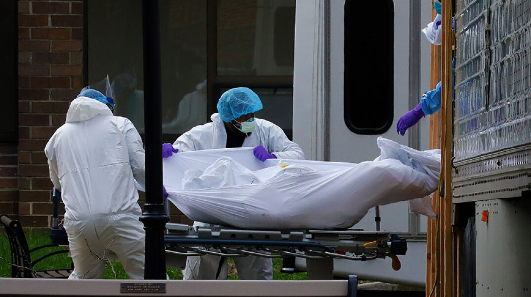 Στη Νέα Υόρκη πέθαναν 779 ασθενείς με κορωνοϊό σε μια ημέρα