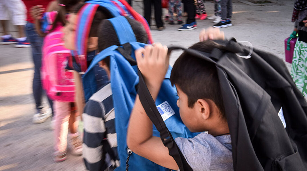 Ασυνόδευτα προσφυγόπουλα