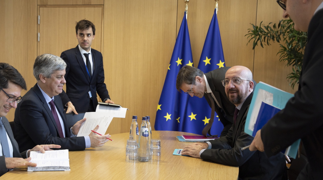 Πιέσεις στην Ολλανδία ενόψει του κρίσιμου Eurogroup το απόγευμα 