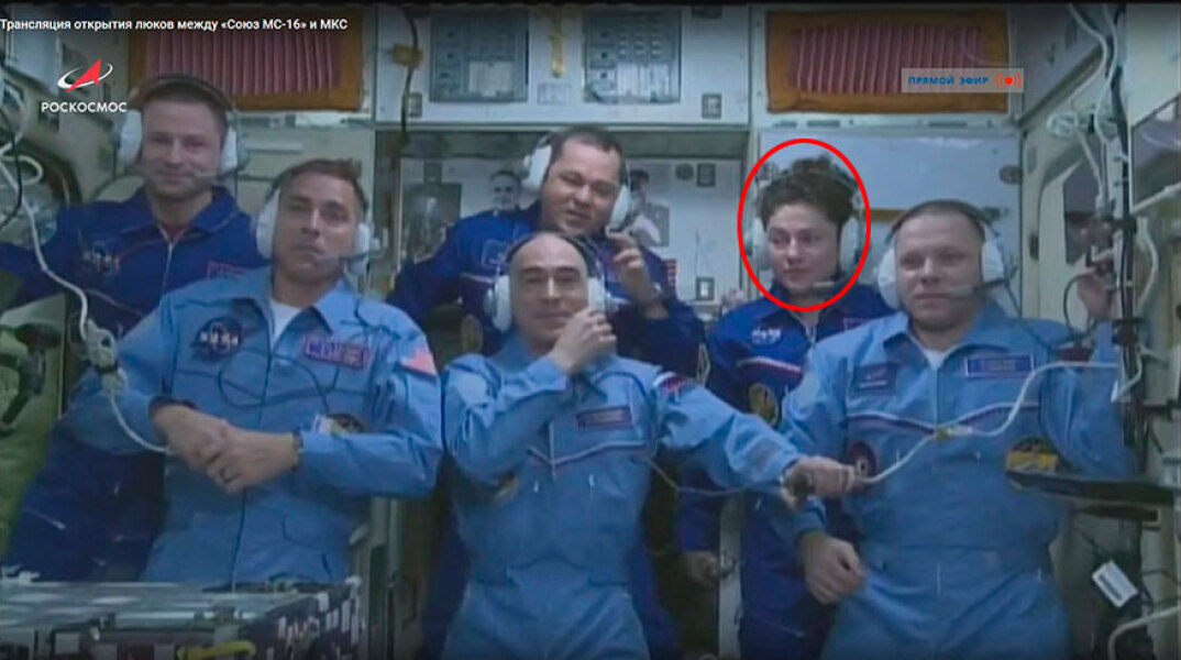 Η Τζέσικα Μέιρ, αστροναύτης των ΗΠΑ, επιστρέφει στη Γη εν μέσω κορωνοϊού - Όταν έφυγε για τον ISS δεν είχε καταγραφεί ακόμη το πρώτο κρούσμα στην Ουχάν