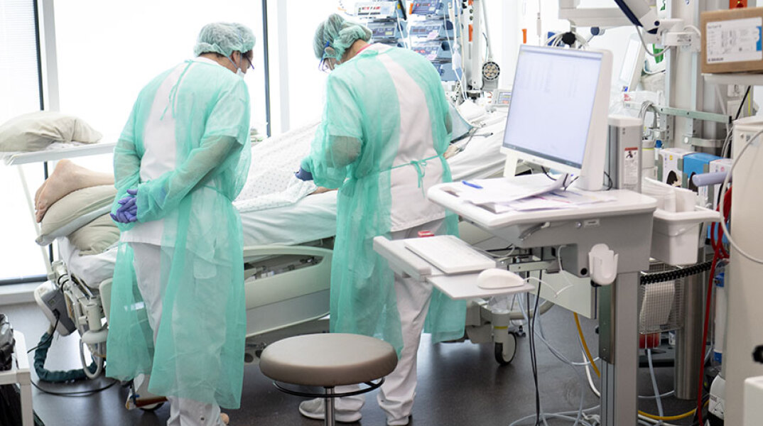 Κορωνοϊός: Πάνω από 900 οι νεκροί στην Ελβετία