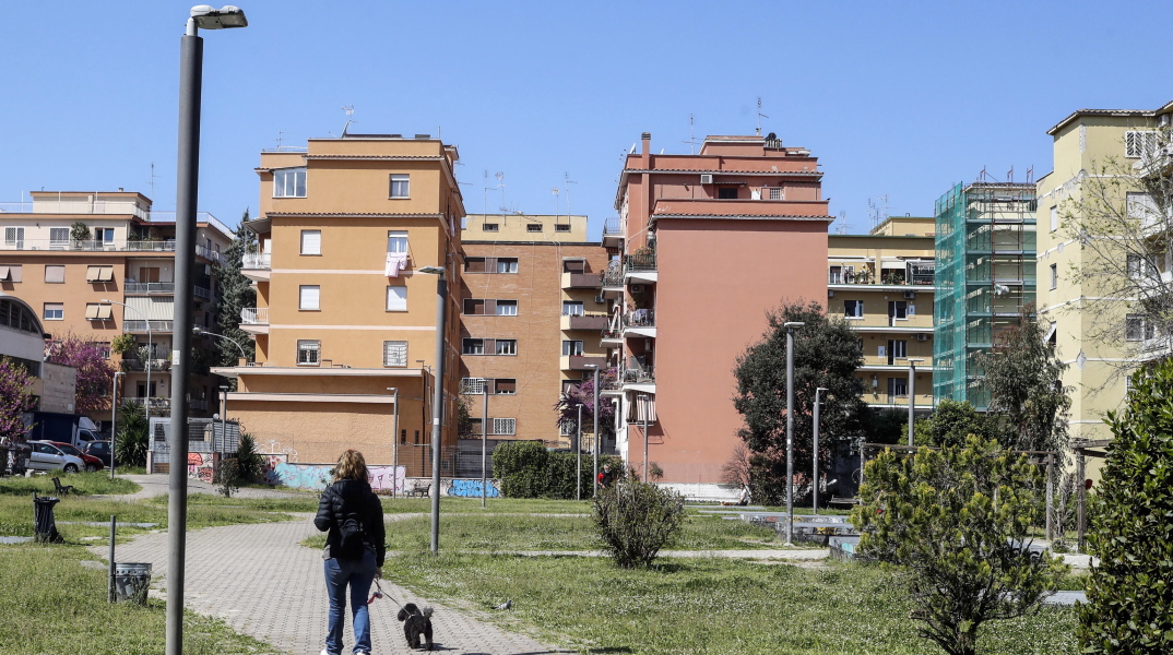 Περιορίζεται ο ρυθμός μετάδοσης του ιού σε όλη την Ιταλία 