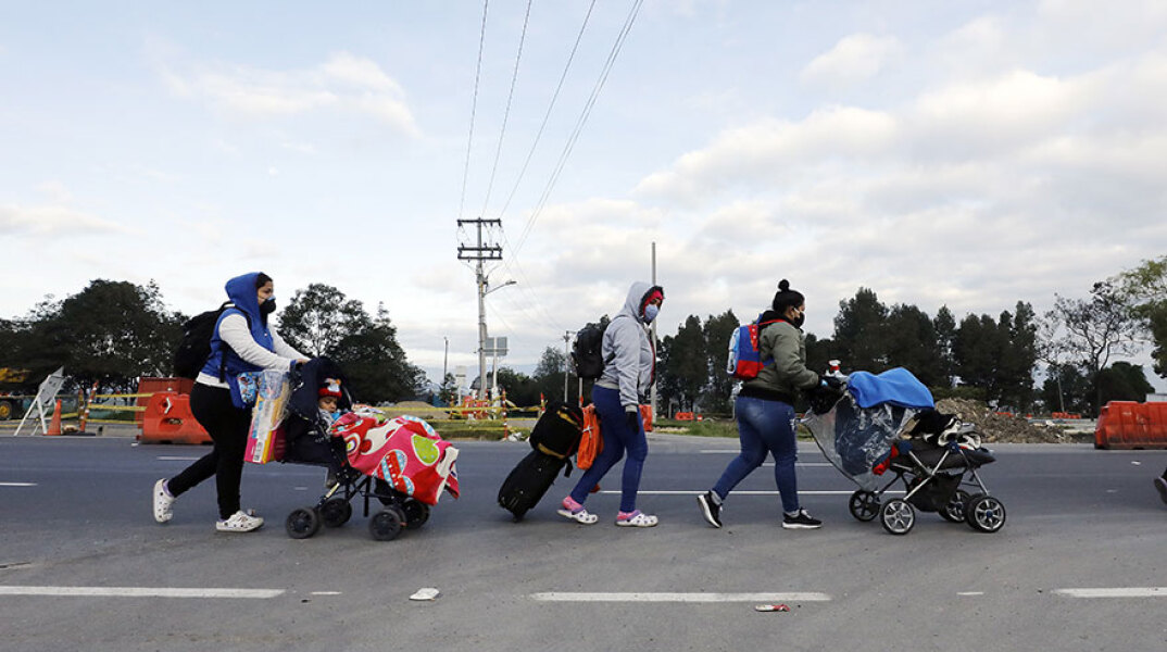 Καθίζηση του παγκόσμιου ΑΕΠ λόγω κορωνοϊού, προβλέπουν οι οικονομολόγοι