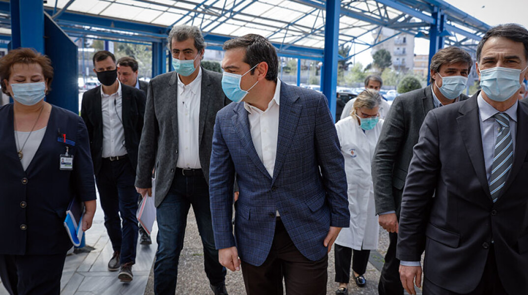 Ο ΠΡΟΕΔΡΟΣ ΤΟΥ ΣΥΡΙΖΑ ΑΛΕΞΗΣ ΤΣΙΠΡΑΣ ΕΠΙΣΚΕΦΘΗΚΕ ΤΟ ΑΤΤΙΚΟ ΝΟΣΟΚΟΜΕΙΟ (ΑΝΑΦΟΡΑΣ COVID19) 