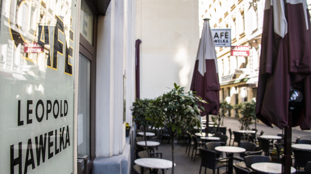 Κορωνοϊός: Πώς η Αυστρία άρει τα περιοριστικά μέτρα 