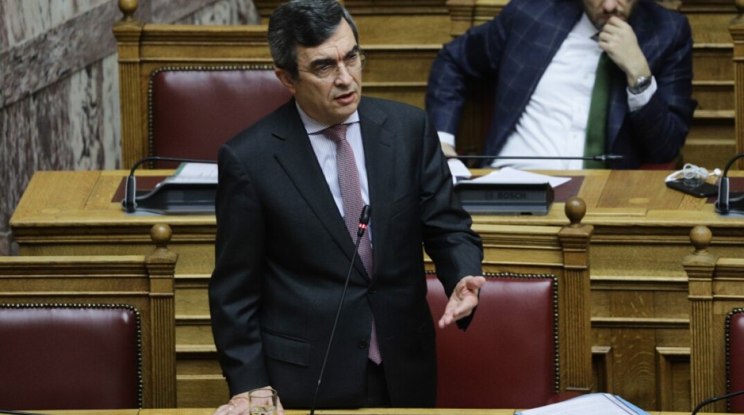 Λευτέρης Οικονόμου