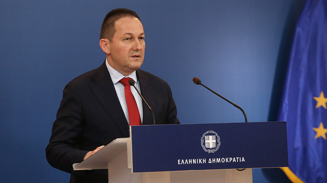 Στέλιος Πέτσας 