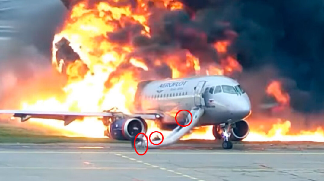 Το νέο βίντεο-ντοκουμέντο με το φλεγόμενο αεροσκάφος στη Μόσχα - Η απεγνωσμένη προσπάθεια των επιβατών να το εγκαταλείψουν