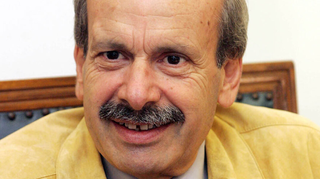 Κώστας Αντιπαριώτης