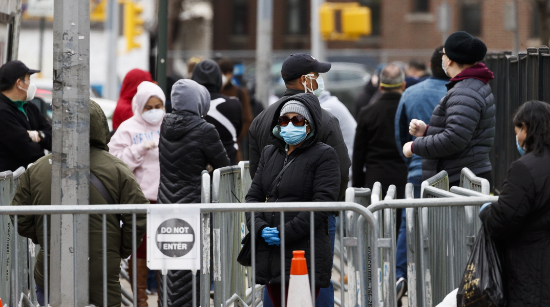 Παρατείνει την καραντίνα ο κυβερνήτης της Νέας Υόρκης 