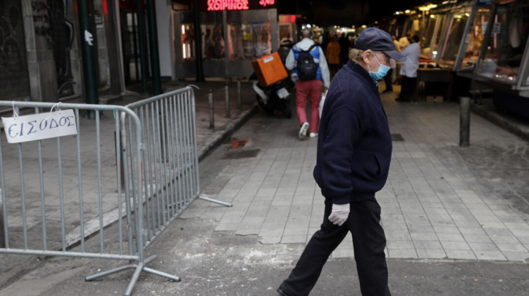 Νωρίτερα η καταβολή των συντάξεων τον Απρίλιο - Πληρωμή με βάση τον ΑΜΚΑ