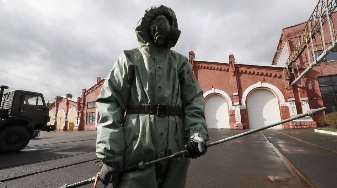 Ρωσία: Στα 32.000 τα κρούσματα κορωνοϊού μετά την αύξηση ρεκόρ σε ένα 24ωρο