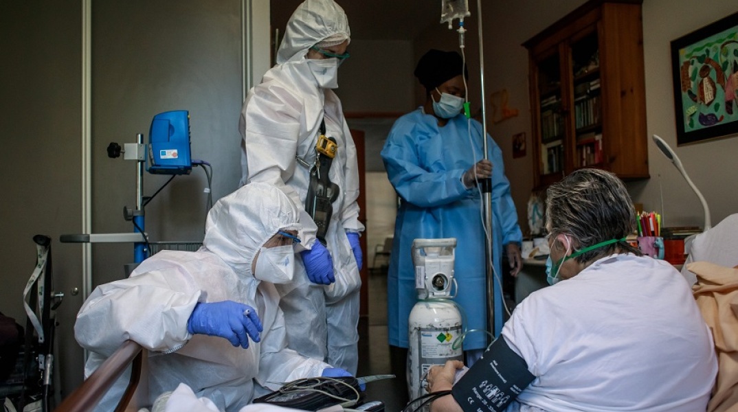 Η Ευρώπη καταγράφει περισσότερα από 100.000 θύματα από τον κορωνοϊό