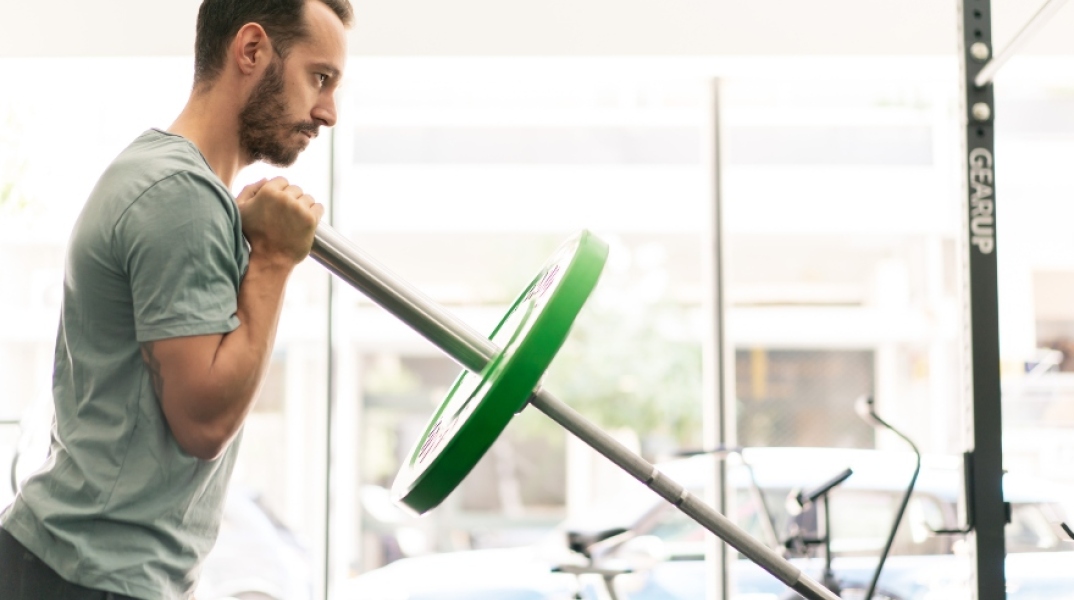 Ο Νικόλας Νάνος στο γυμναστήριό του Beyond Athens