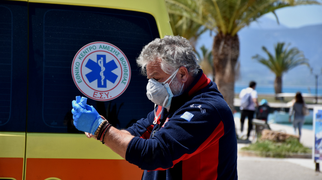 Κορωνοϊός: Τα νεότερα δεδομένα από το Πανεπιστήμιο Αθηνών 